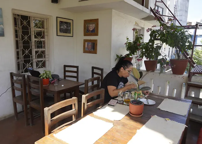 Cocina Mitho Chha Bed & Breakfast